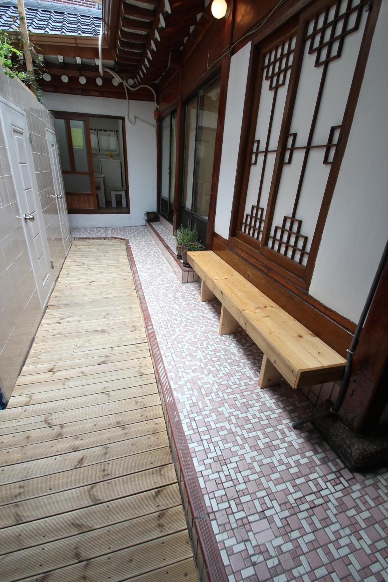 Icos Guesthouse 1 - Female Only Seúl Exterior foto